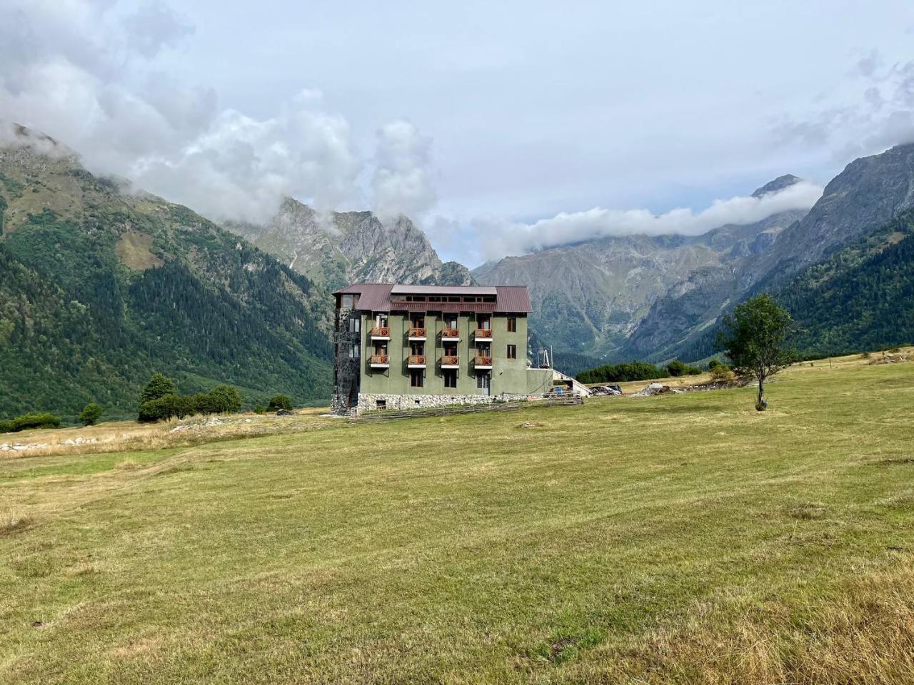Hotel Lamala Mazeri Екстер'єр фото